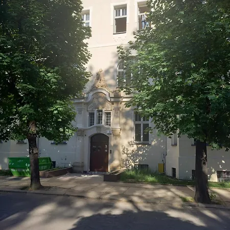 On 5 Apartamento Legnica