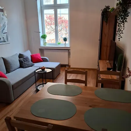 On 5 Apartmán *